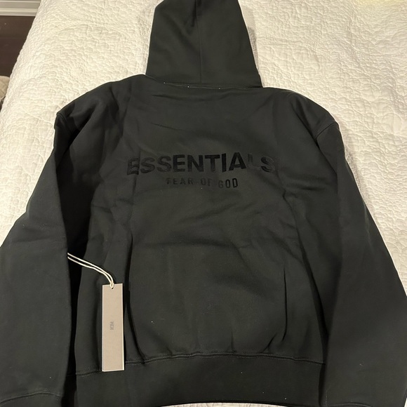 ESSENTIALS HOODIES - Picture 4 of 7